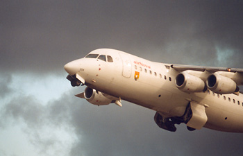 BAe 146-200 airNova C-GNRV fin 204