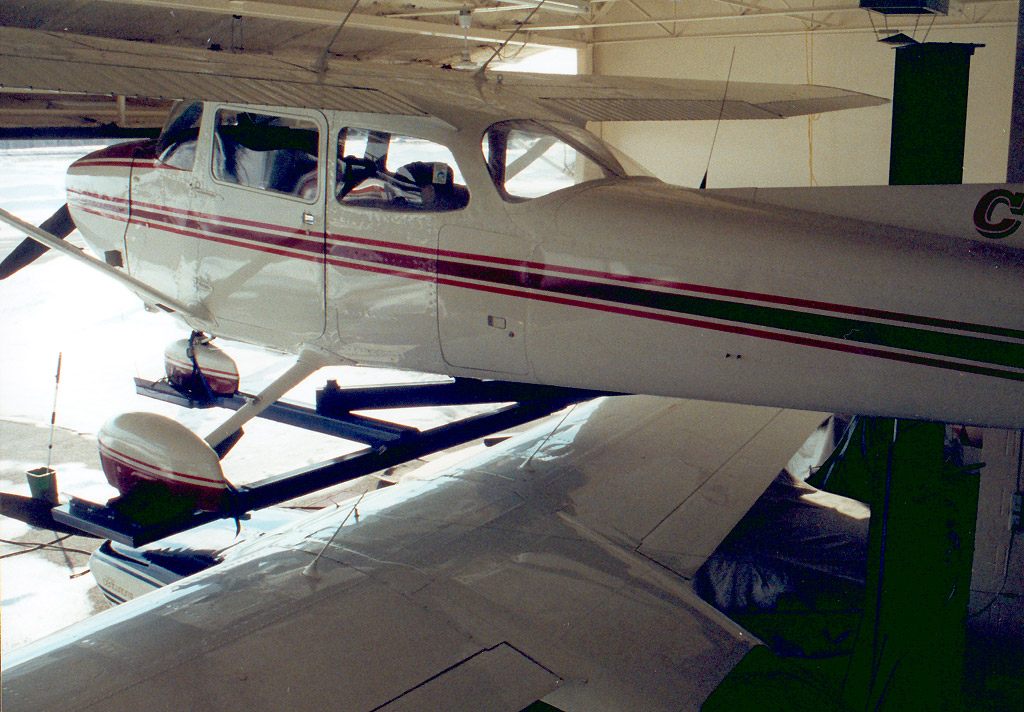 C-GYEN Cessna 172N Skyhawk II & Cessna T-210M Centurion II