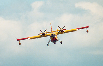 In flight front view CL-415