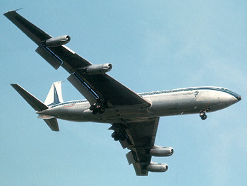 Boeing 707-328, F-BHSN "Château de Valencay"