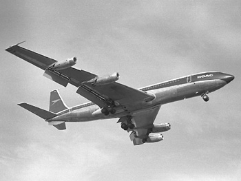 Boeing 707-436 (B.O.A.C.) G-APFJ 