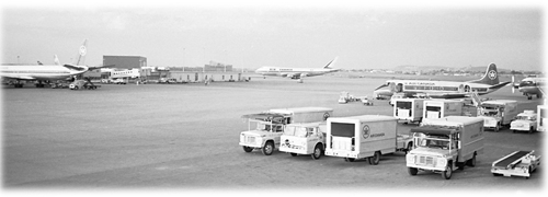 Vickers Viscount, McDonnell Douglas DC-8 et Boeing 747 Air France sept 1971, Dorval